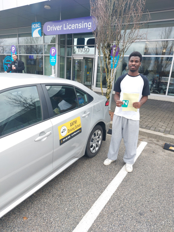 driving school instructor car